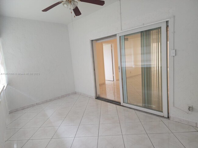 Foto del edificio - 4191 NW 41st St