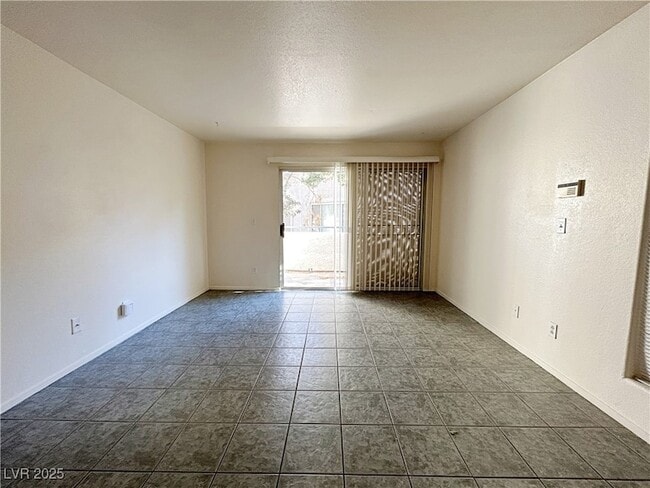 Building Photo - 3125 Casey Dr