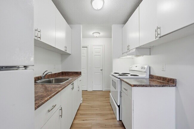 Photo du bâtiment - Westbrook Apartments