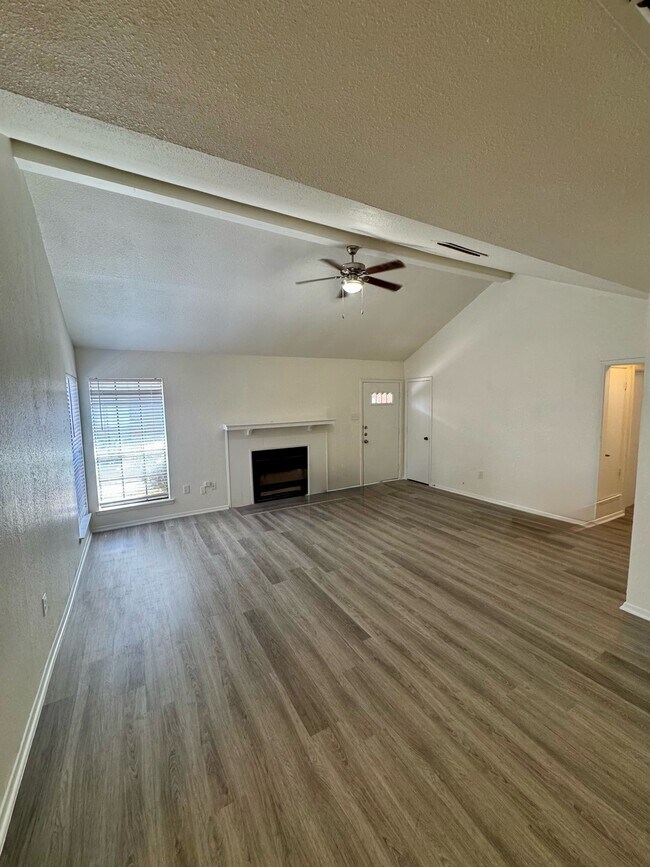 Foto del edificio - 4041 Evergreen St