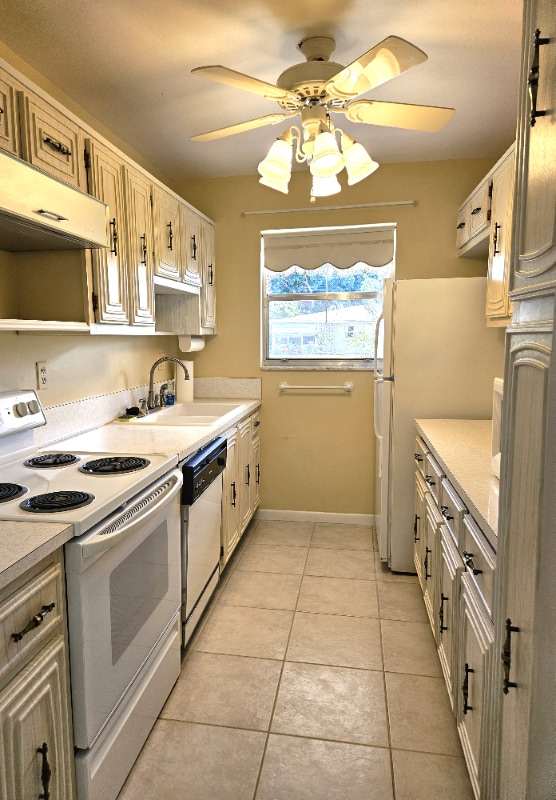 Foto del edificio - 277 W High Point Ct