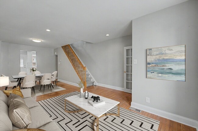 Photo - 2340 S Hutchinson St (Philadelphia, PA) House