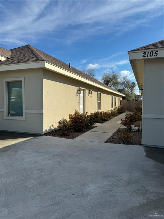 Foto del edificio - 2105 Canyon Dr