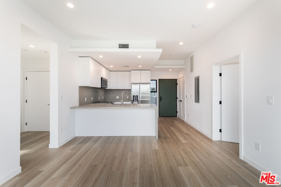 Foto principal - 829 Larrabee St