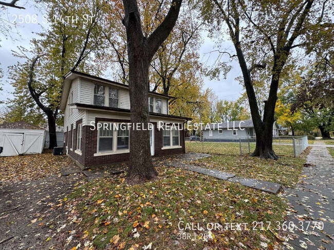 Building Photo - 2508 S 14th St