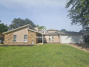Building Photo - 4103 Friendship Ln