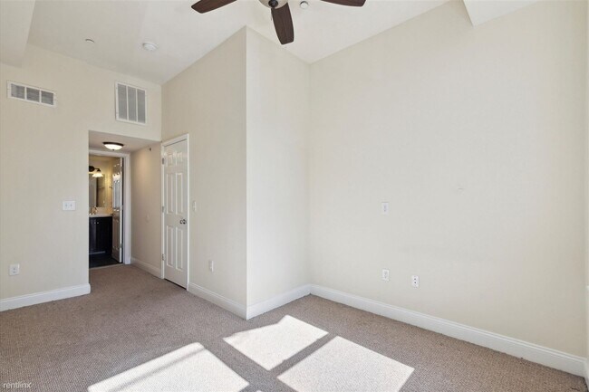 Building Photo - 4 br, 3 bath Duplex - 1928 N GRATZ ST Unit 1