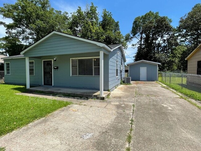 Building Photo - 6822 Merrydale Ave