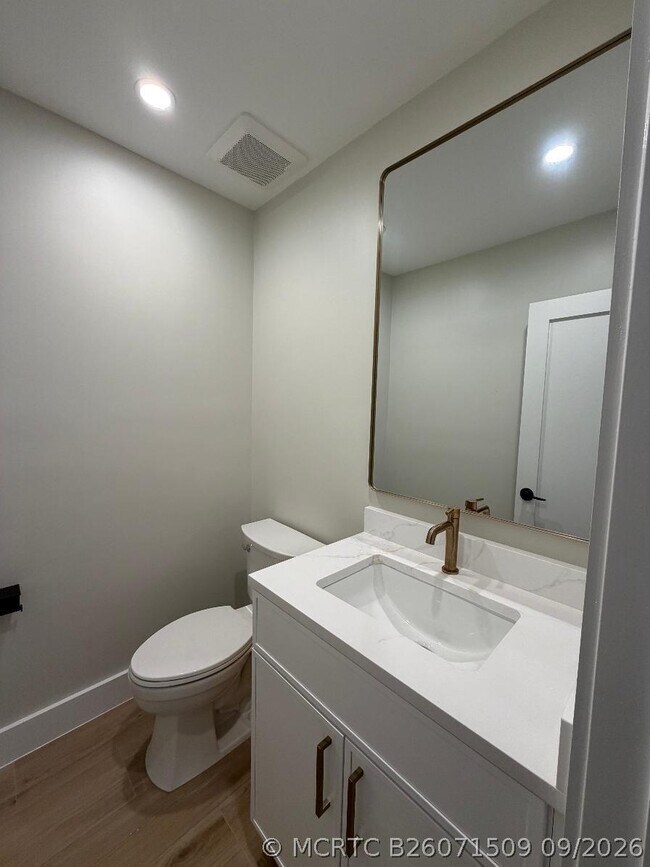 Foto del edificio - 199 SW 15th Ct