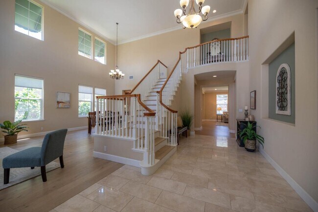 Foto del edificio - 7145 Lahinch Dr