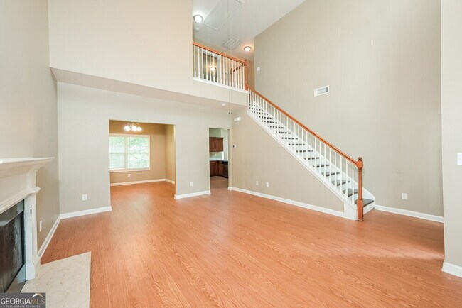 Building Photo - 6593 Grand Hickory Dr