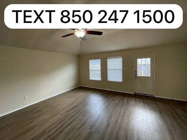 Foto del edificio - 21222 Rezanof Rd