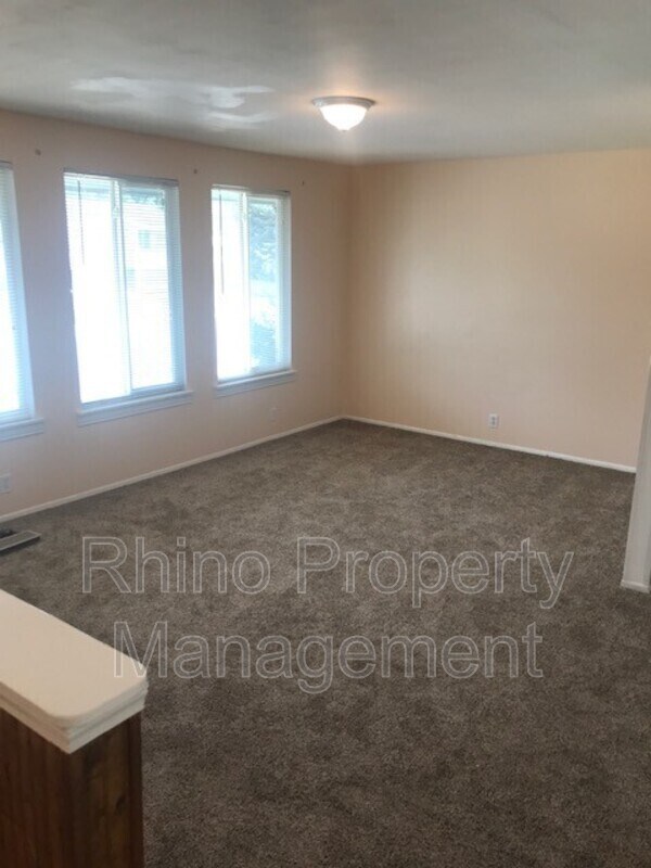 Building Photo - 780 S 780 E