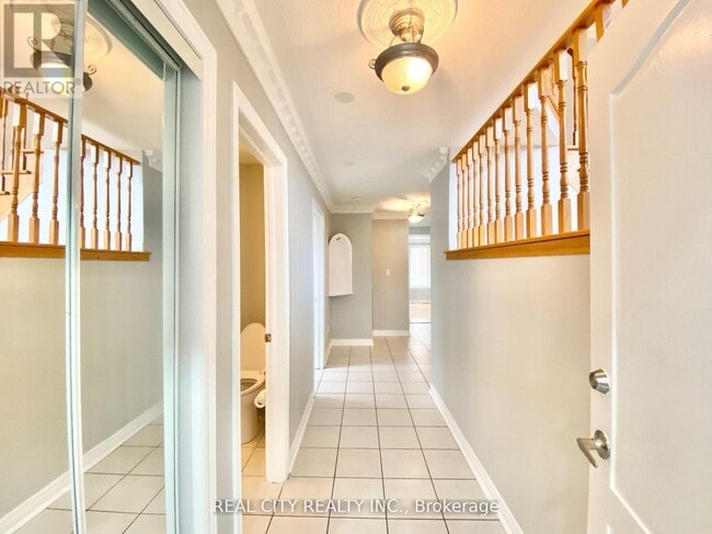 Building Photo - 2 Wandering Trail Dr