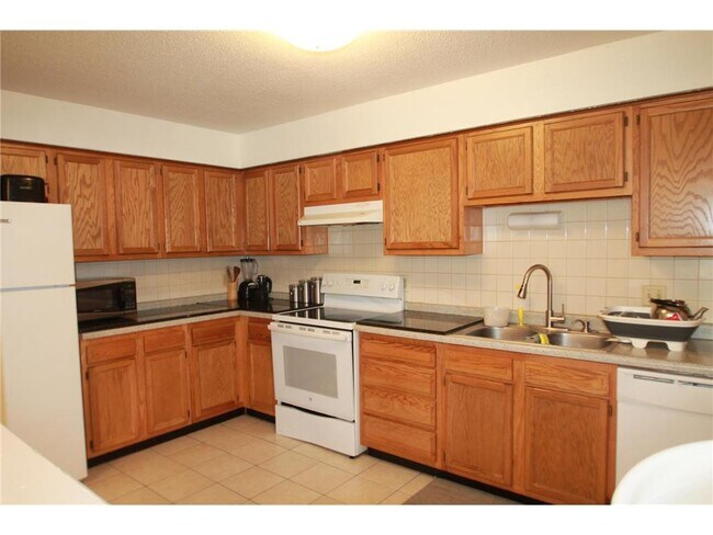 Building Photo - 949 Wescott Trail