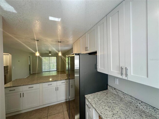 Foto del edificio - 2522 S Oak Ave