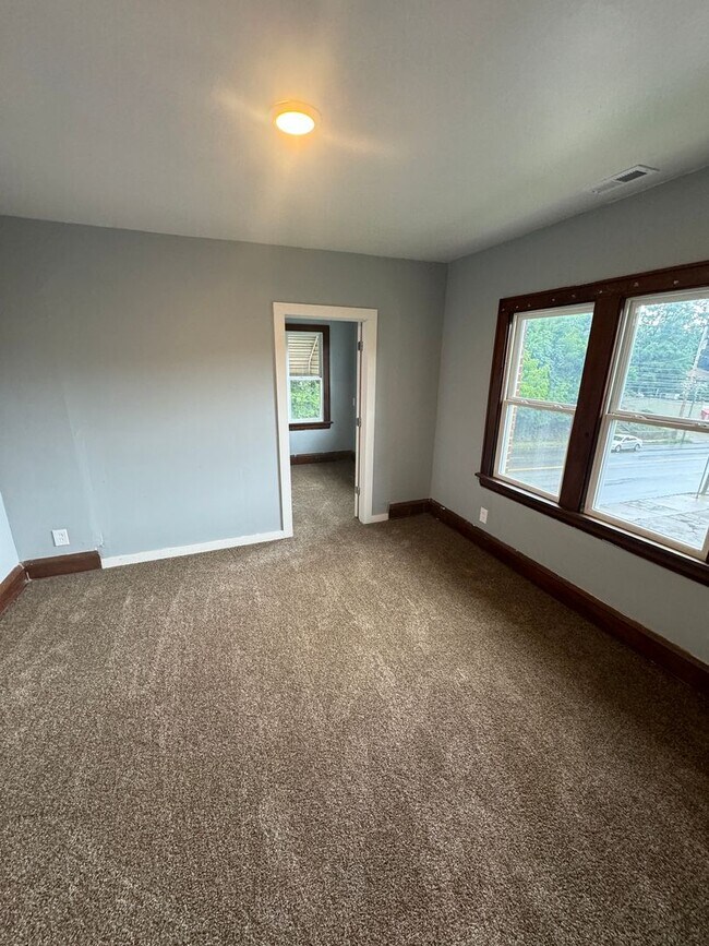 Foto del edificio - 235 S Arlington St