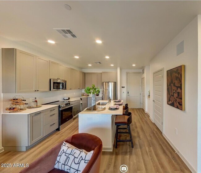 Foto del edificio - 1225 N Arizona Ave