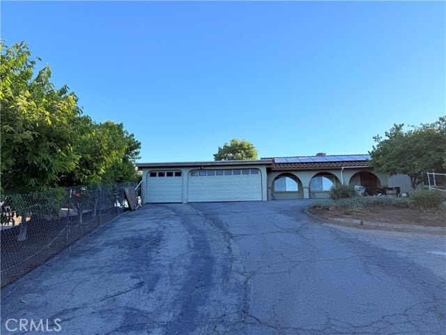 Building Photo - 1034 Avocado Ave