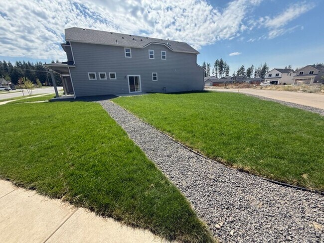 Foto del edificio - Brand New Hayden Home