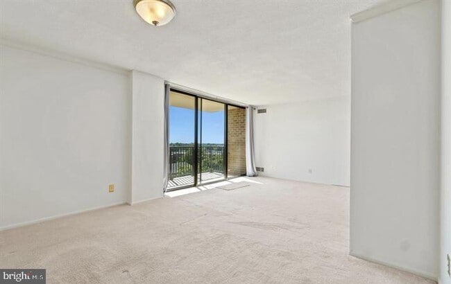 Foto del edificio - 118 Monroe St