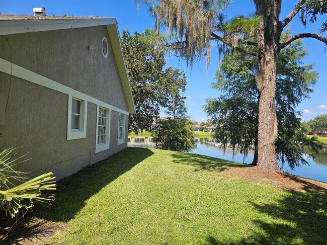 Building Photo - 2351 Water View Loop