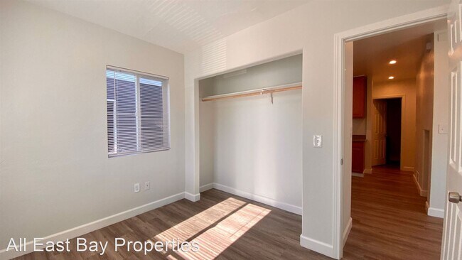 Foto del edificio - 2 br, 1 bath House - 1719 50th Avenue