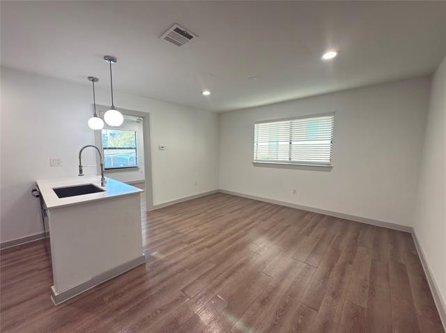 Foto del edificio - 4526 Munger Ave