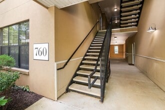 Building Photo - 760 Walker Square