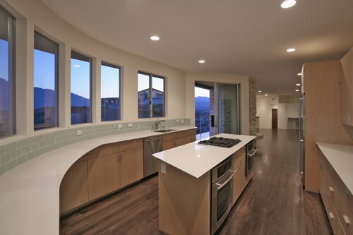 Building Photo - 9124 Cll De Vecinos