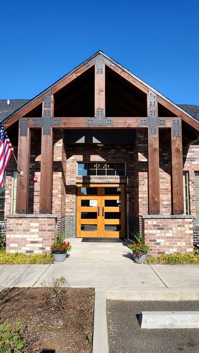 Building Photo - StoneBridge Crossing