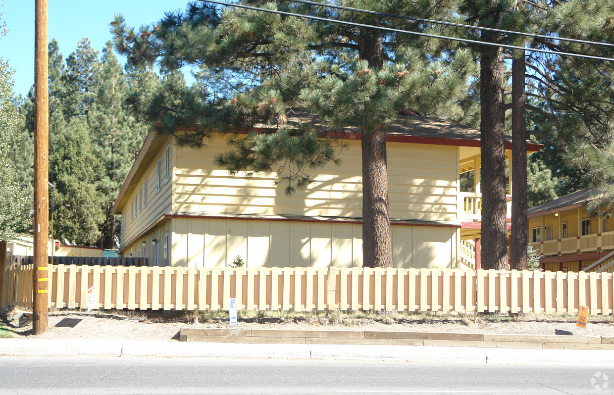Primary Photo - The Carriage Stop Apartments