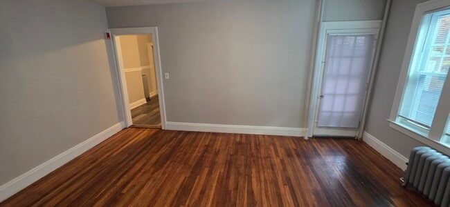 Building Photo - 33 Harbor St