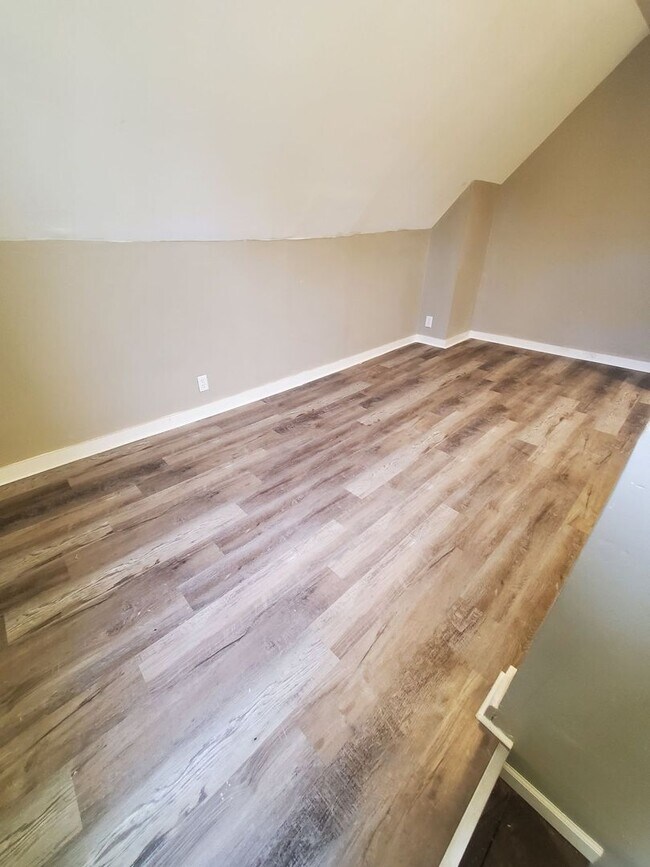 Foto del edificio - 2 Bedroom Single Family