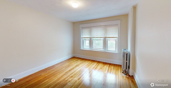 Foto del edificio - 116 Englewood Ave