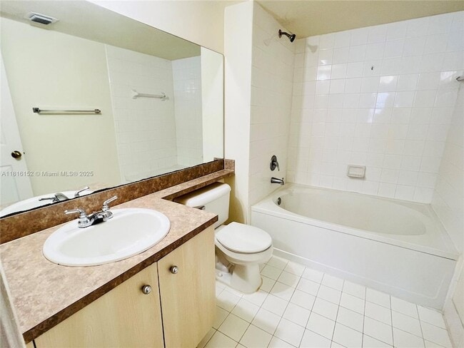 Building Photo - 711 SW 111th Way