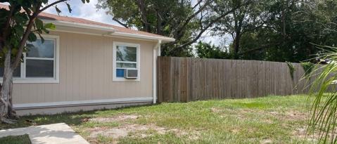 Foto del edificio - 300 48th St S