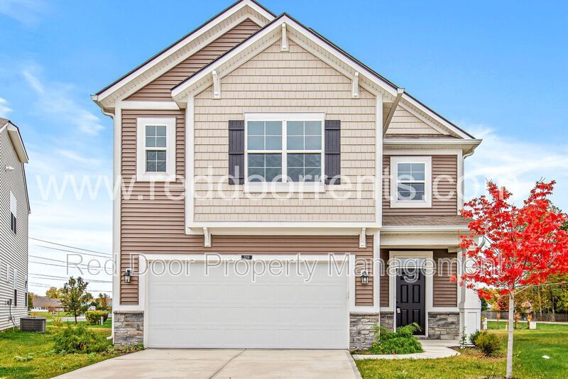 Foto principal - 5218 Triple Crown Wy