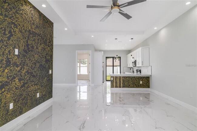 Foto del edificio - 20 Pine Hill Ln