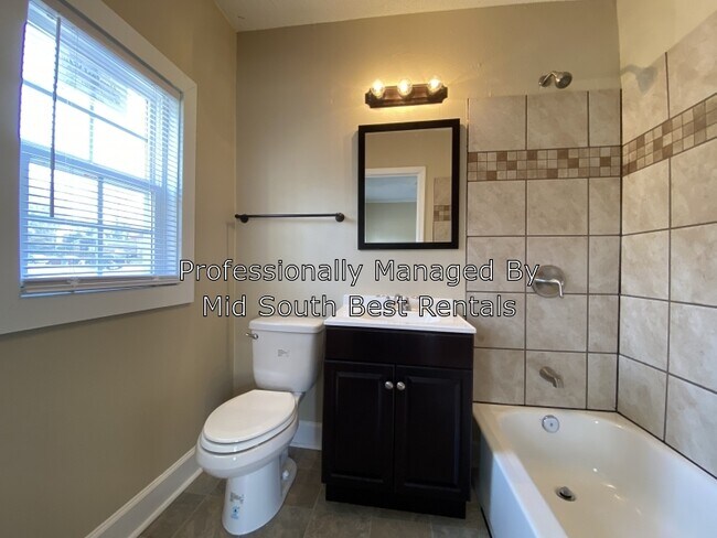 Foto del edificio - 3061 Kimball Ave