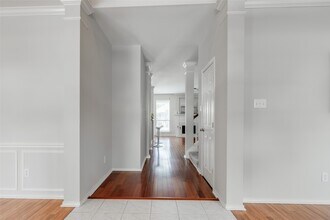 Building Photo - 12414 N Shadow Cove Dr
