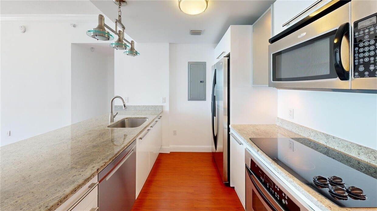 Primary Photo - 185 SW 7th St