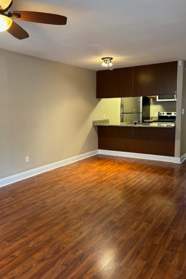 Building Photo - 804 Timbers Ct