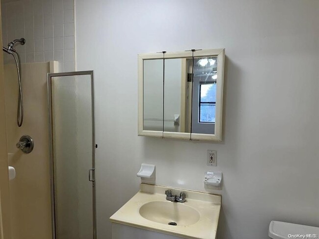 Foto del edificio - 86-32-86-80 80th St