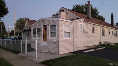 Building Photo - 2 Balzac Ct