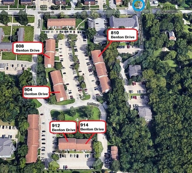 Building Photo - $950 | 2 Bedroom, 1 Bathroom Apartment | N...