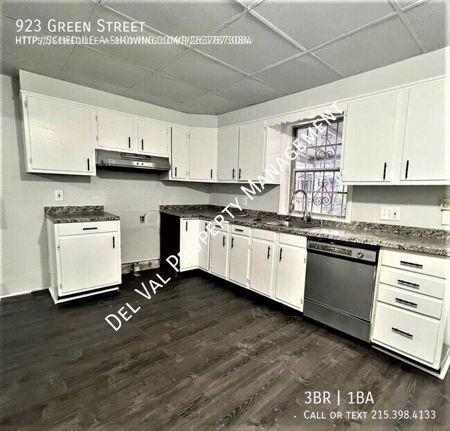 Building Photo - Updated 3-BD Brick Townhome for Rent – 923...