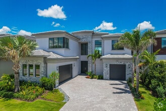 Building Photo - 9451 Riverside Pk Dr