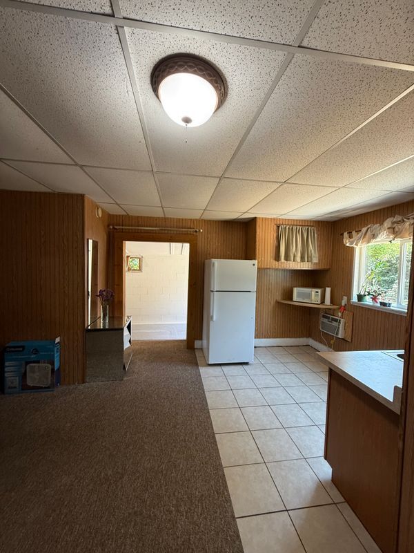Building Photo - 603 N Griffith Park Dr