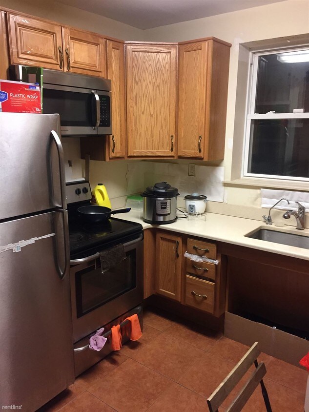 Primary Photo - 3057 38th St
